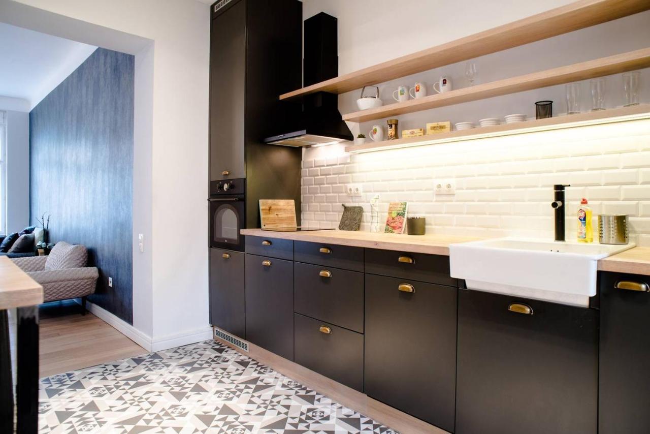 Stunning New Central Home Near Basilica Budapest Exteriör bild