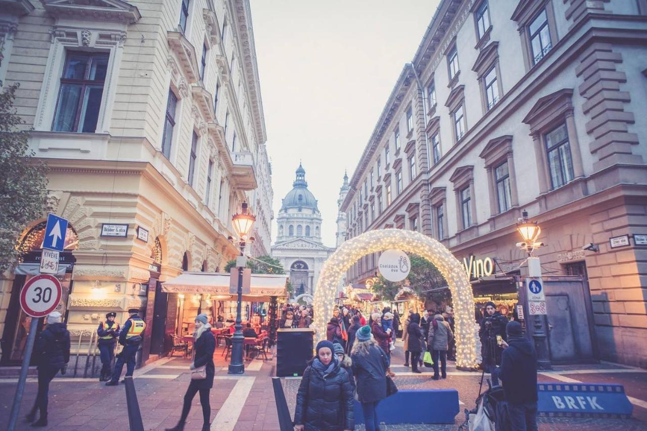 Stunning New Central Home Near Basilica Budapest Exteriör bild