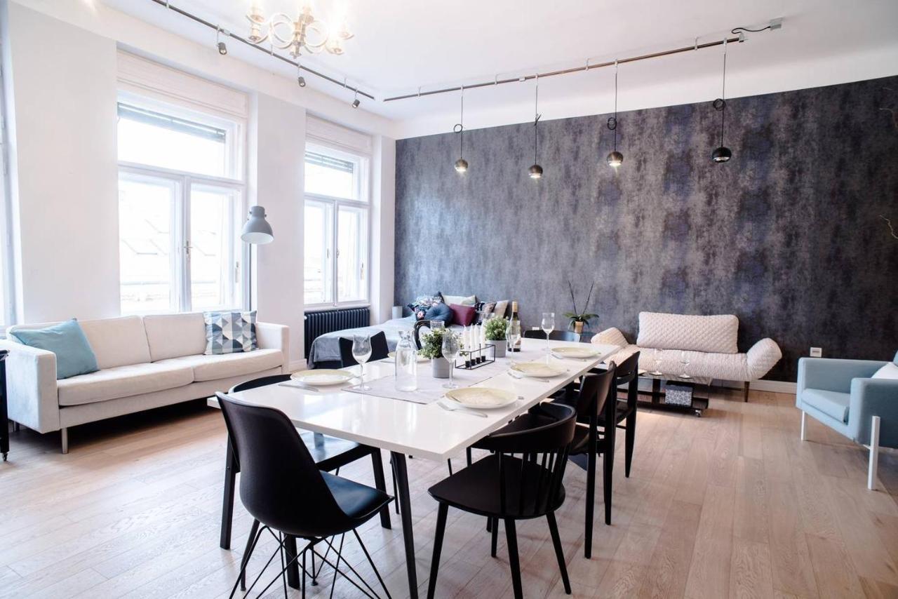 Stunning New Central Home Near Basilica Budapest Exteriör bild