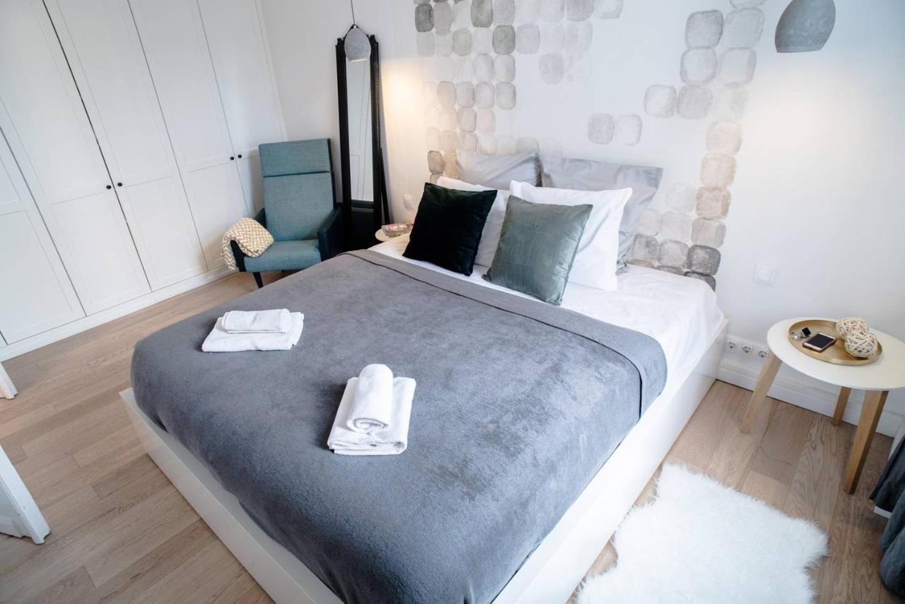 Stunning New Central Home Near Basilica Budapest Exteriör bild