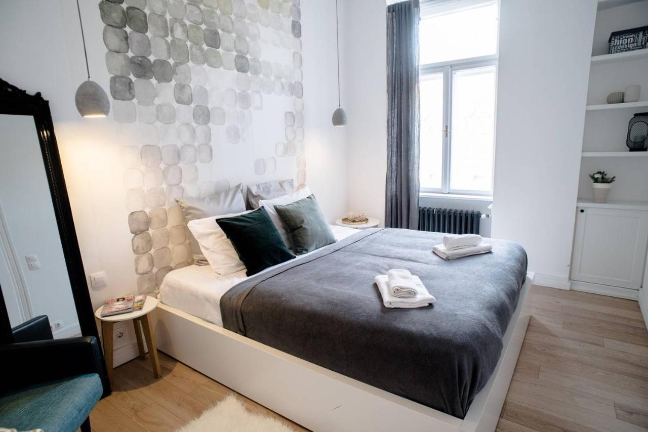 Stunning New Central Home Near Basilica Budapest Exteriör bild