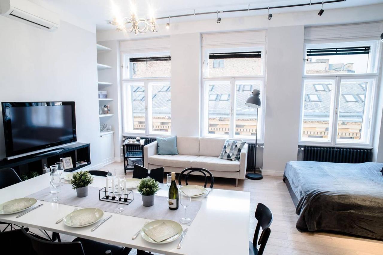 Stunning New Central Home Near Basilica Budapest Exteriör bild